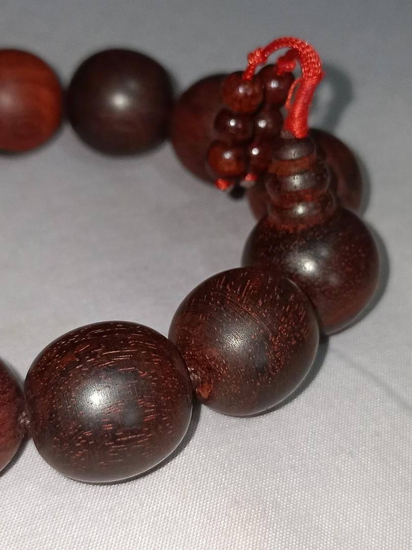 Red on sale sandalwood bracelet