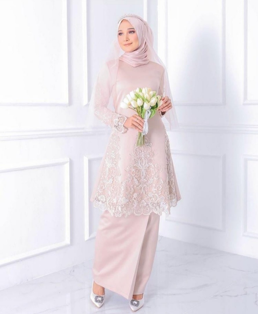 Rent Champagne Grace Kurung By Hijabista Hub Muslimah Fashion Two Piece On Carousell