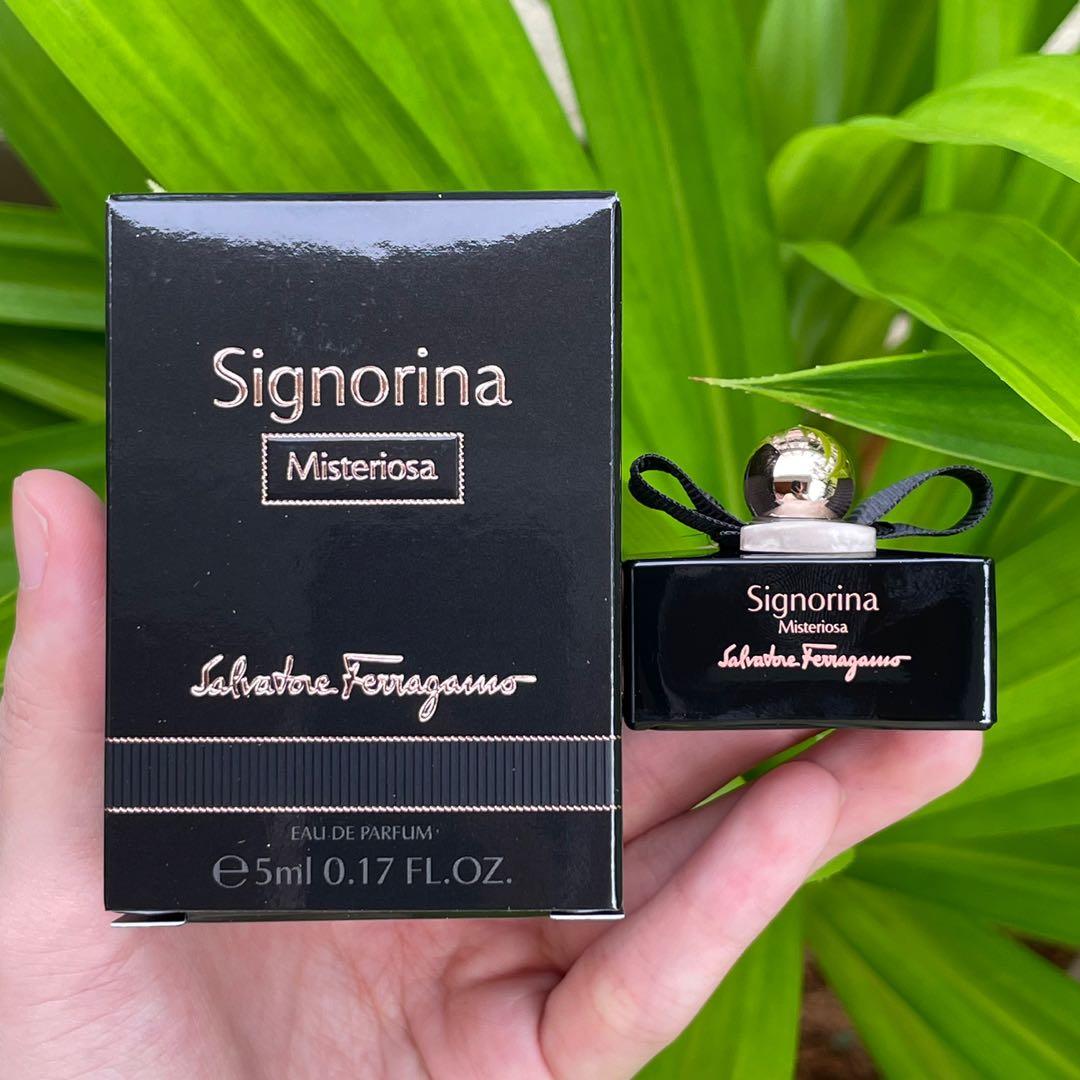 Signorina misteriosa cena online