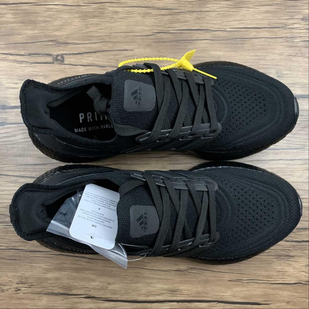 Sepatu adidas on sale full black