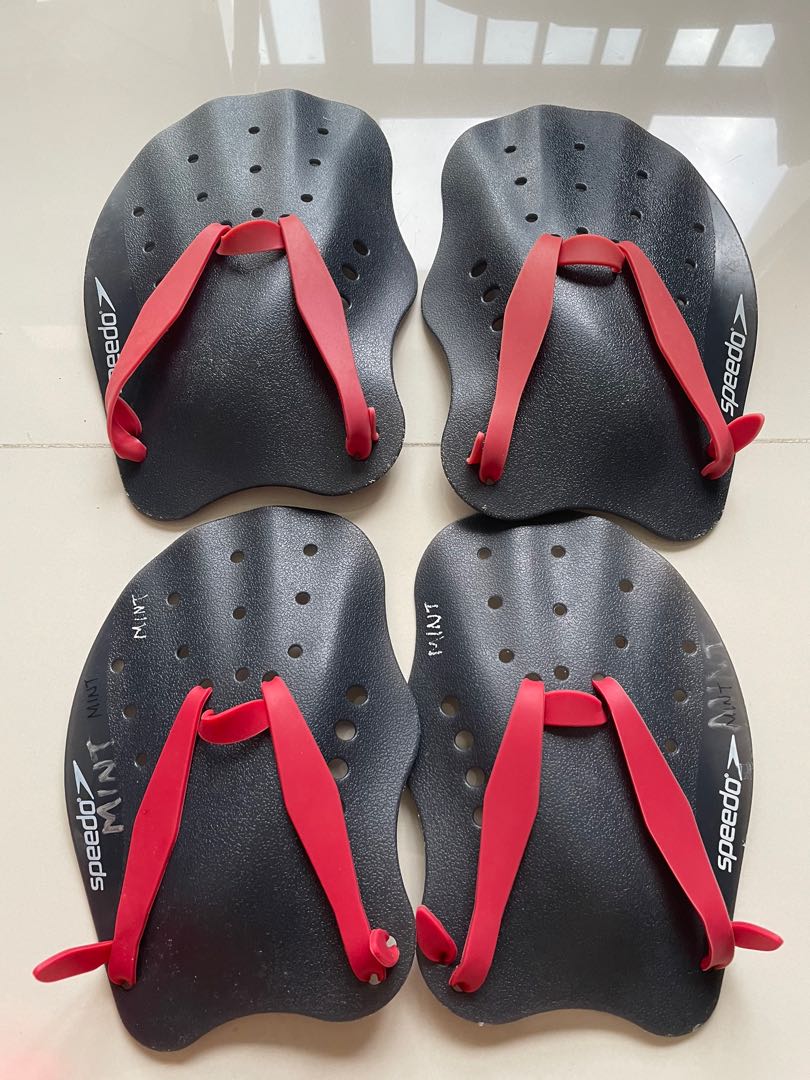 Speedo / Arena paddle, Sports Equipment, Exercise & Fitness, Toning ...