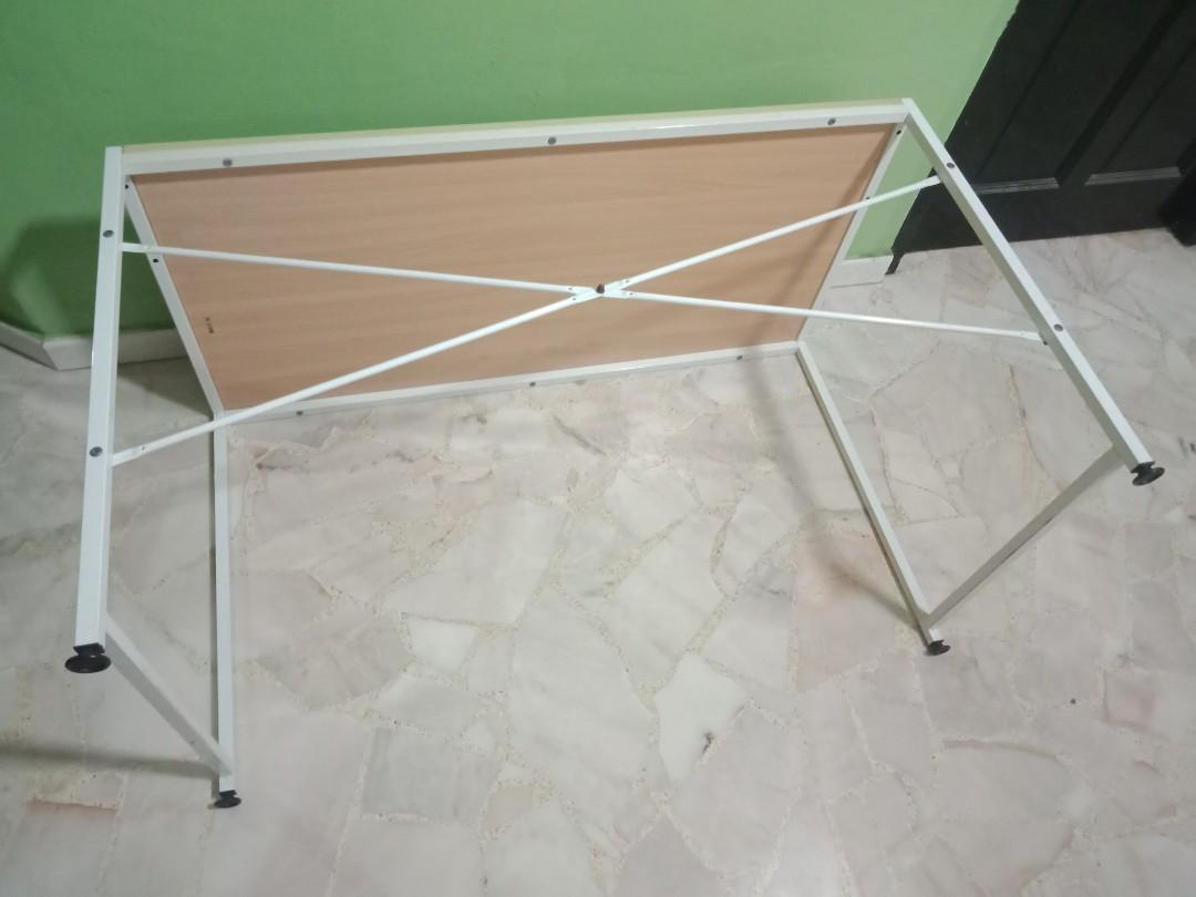 study table, lightweight/can be dismantled/disassembled for easy storage, Furniture & Home