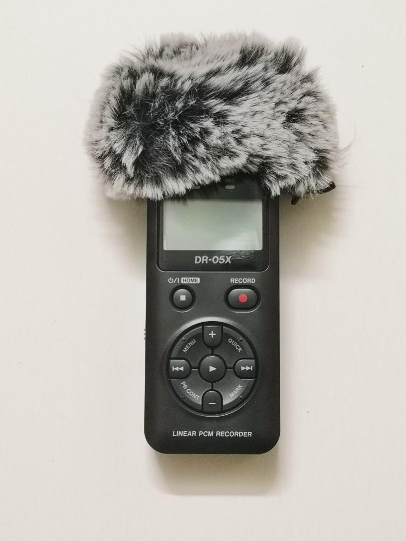 Tascam DR-05x Microphone Stereo Handheld Recorder, Audio, Portable Audio  Accessories on Carousell
