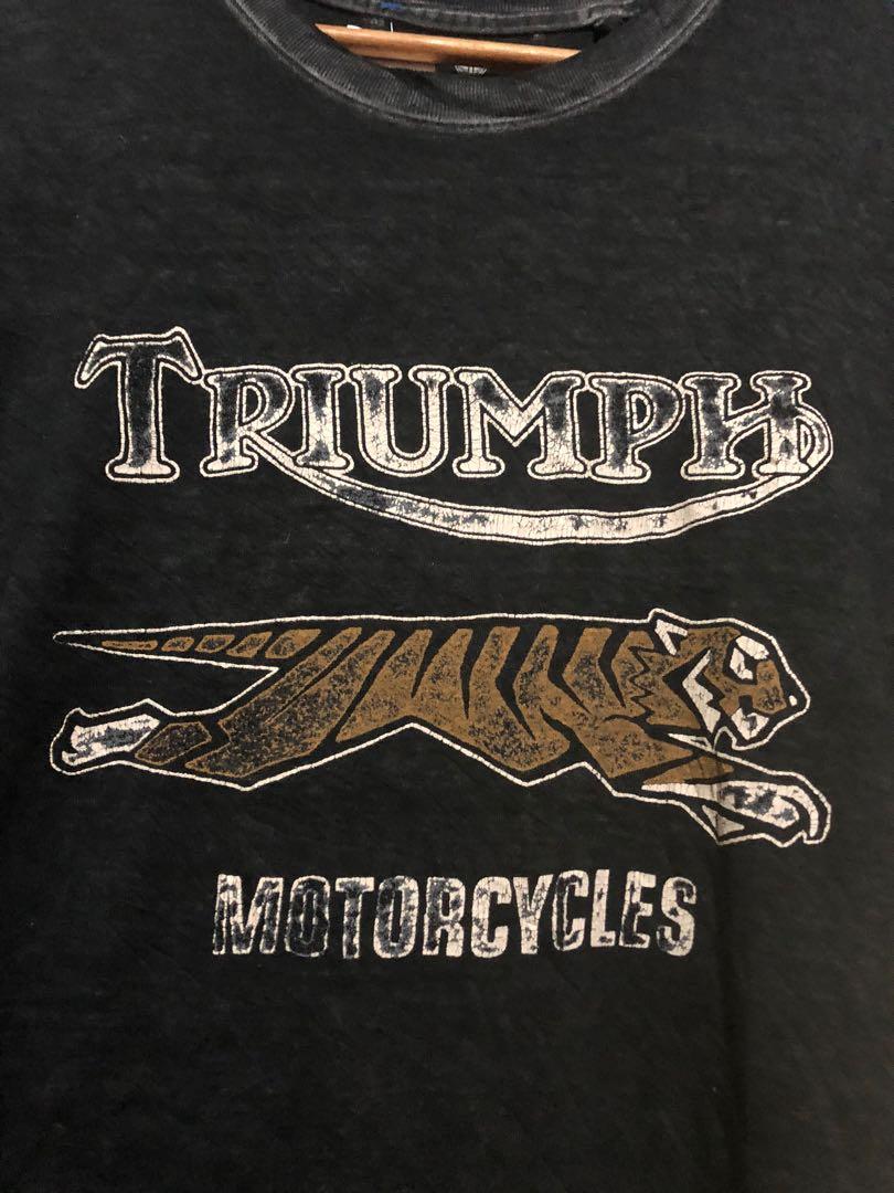 Triumph X Lucky Brand Kain kelambu, Men's Fashion, Tops & Sets, Tshirts &  Polo Shirts on Carousell