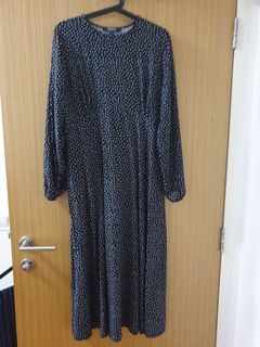(Category: ) located in . Submitted by plussclothes (Listing ID 1111771129, Image 1). Description: .