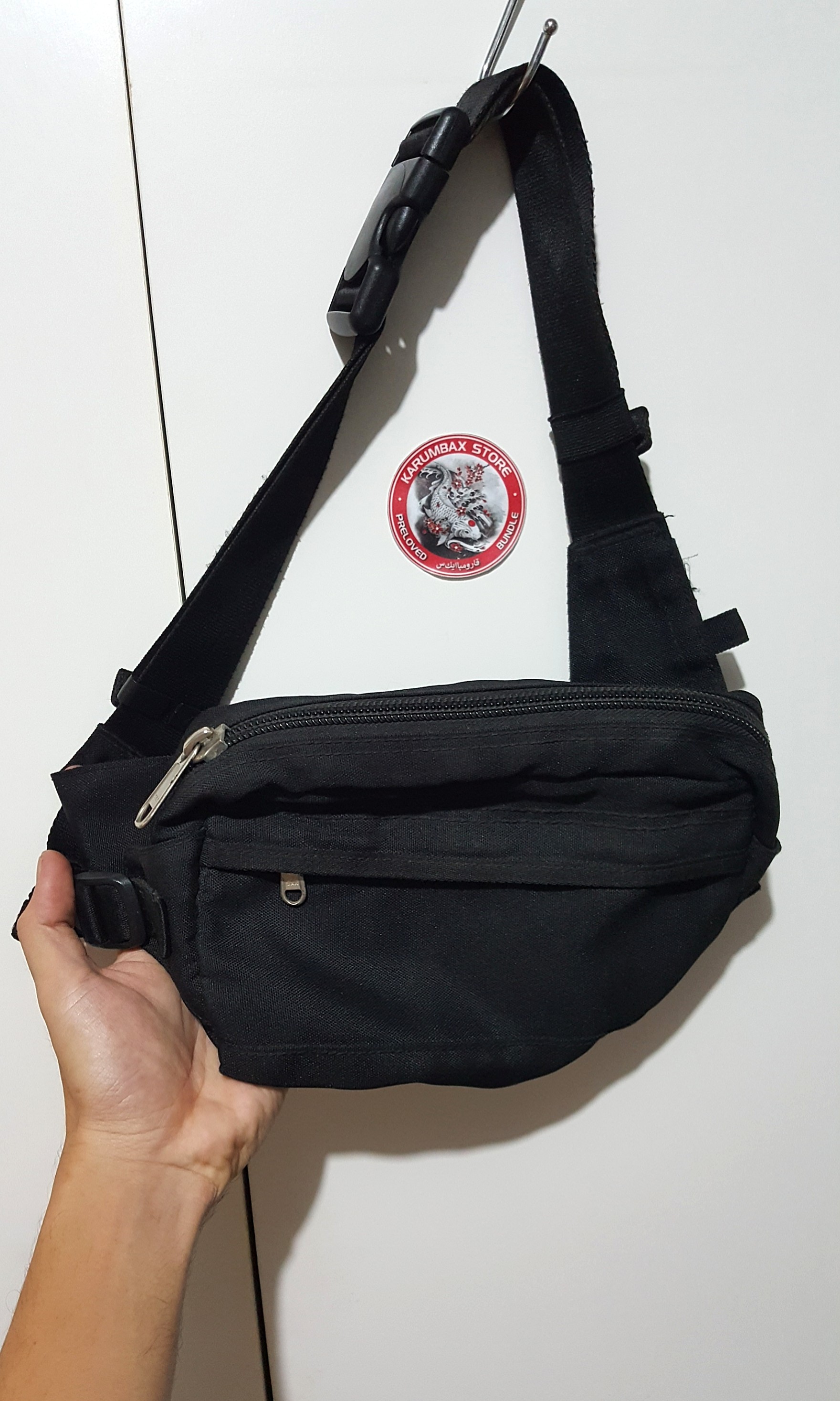 Uniqlo online waist bag