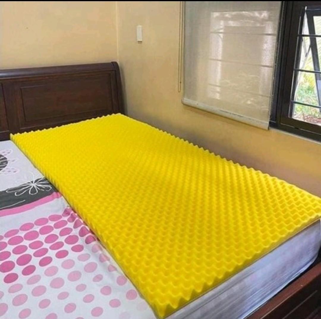 Uratex Egg Crate Mattress 36x75 (Category: Medical Supplies & Tools) located in Manila. Submitted by theunoshop (Listing ID 1111738171, Image 3). Description: Uratex New Packaging Size 36x75 Yellow.