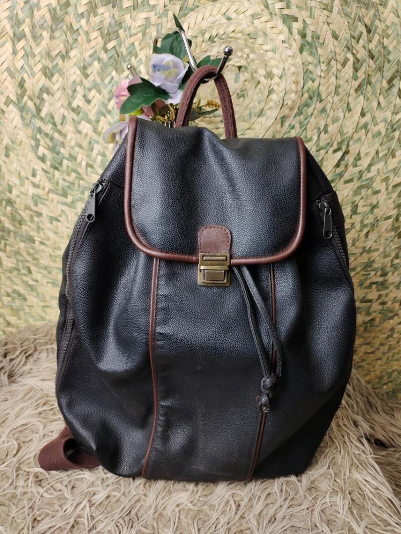 vintage style leather backpack