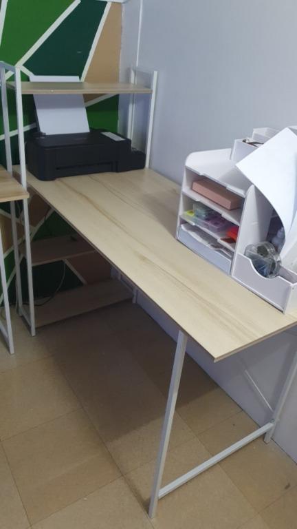 120cm BIG Computer Table Light Brown with Bookshelves (Category: Tables & Sets) located in Manila. Submitted by affordshopz (Listing ID 1112030784, Image 3). Description: Light brown only Product name: Study Table Color: as photos shown Material: MDF +Metal Size: as photos shown 120*60cm 𝕄𝕠𝕣𝕖 𝕒𝕗𝕗𝕠𝕣𝕕𝕒𝕓𝕝𝕖 𝕒𝕟𝕕 𝕢𝕦𝕒𝕝𝕚𝕥𝕪 𝕚𝕥𝕖𝕞𝕤? 𝑽𝒊𝒔𝒊𝒕 𝒂𝒇𝒇𝒐𝒓𝒅𝒔𝒉𝒐𝒑𝒛 𝐍𝐎𝐖 𝑊𝒆 𝒐𝒇𝒇𝒆𝒓 𝑪𝑶𝑫 𝒂𝒏𝒅 1 𝒅𝒂𝒚 𝒅𝒆𝒍𝒊𝒗𝒆𝒓𝒚!