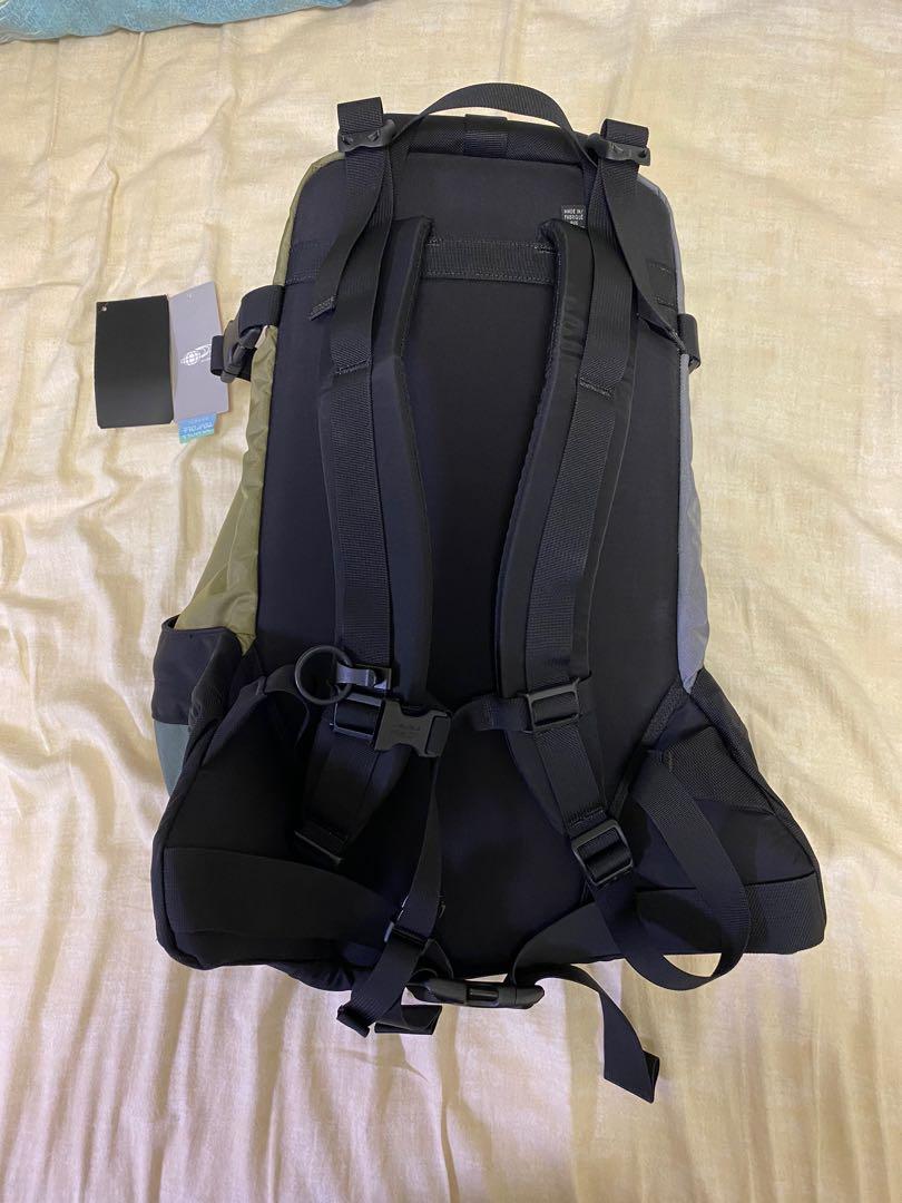 Beams x Arc'teryx Sebring 25 backpack, 男裝, 袋, 背包- Carousell