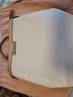 （分類：）位於 。 由 beeliu4281 提交（商品編號 1111901835，圖片 1）。簡介： 。