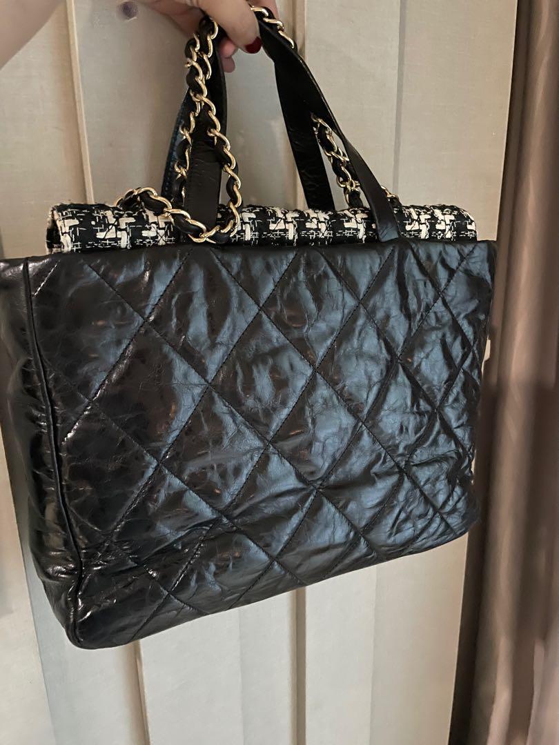 Chanel Black Glazed Distressed Leather And Tweed Soho Portobello Tote Bag
