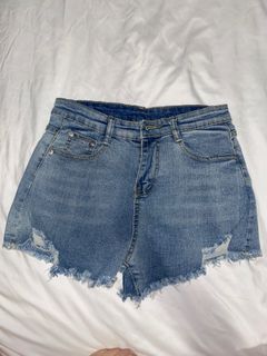 (Category: ) located in . Submitted by preloved.by.angeltamara (Listing ID 1112063347, Image 1). Description: .