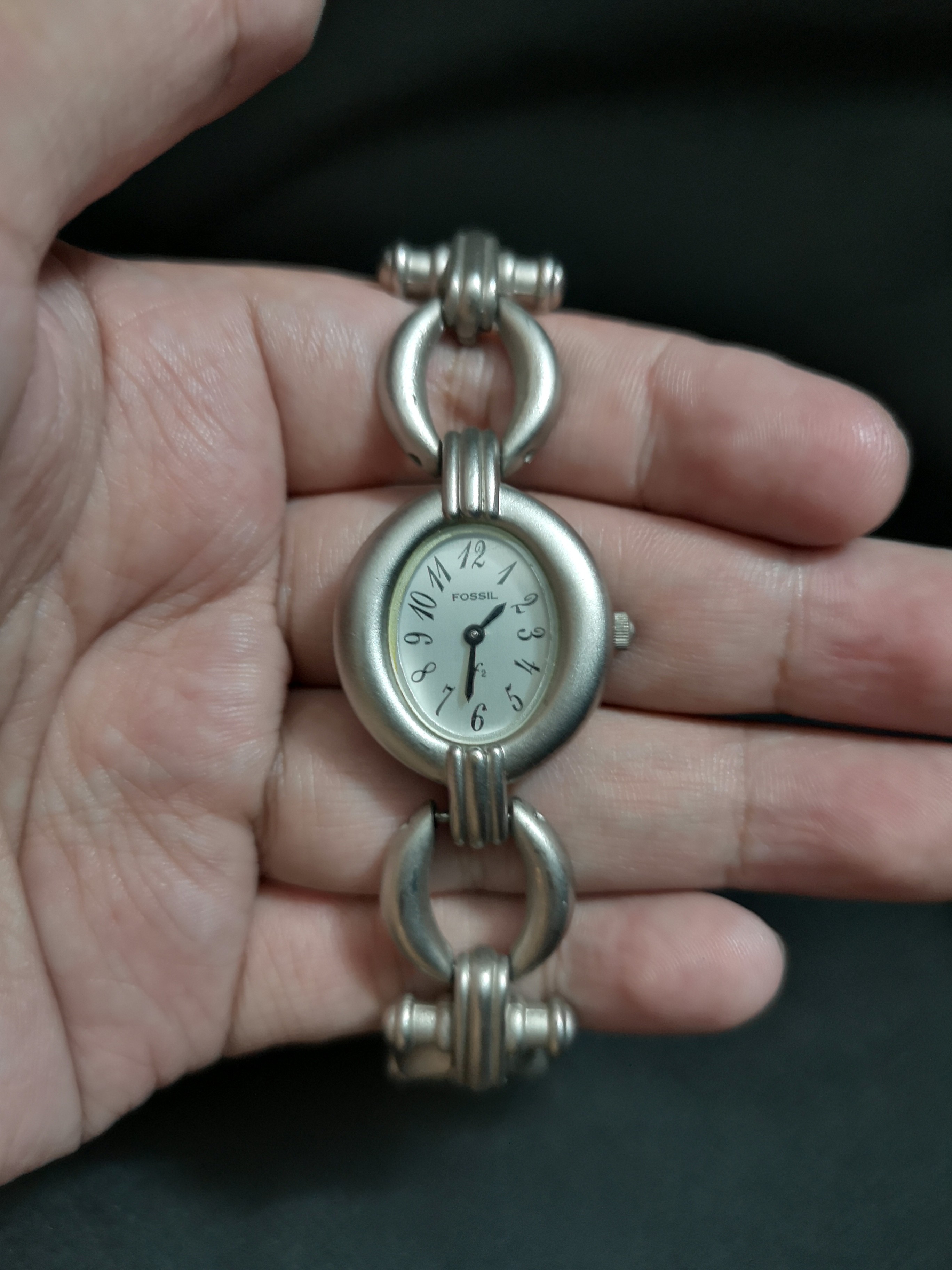 Vintage women's fossil watch hot sale