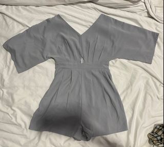 (Category: ) located in . Submitted by preloved.by.angeltamara (Listing ID 1112066989, Image 1). Description: .