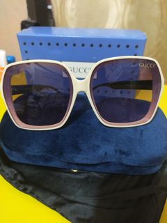 (Category: ) located in . Submitted by bagsthrifted.com (Listing ID 1112054593, Image 1). Description: .