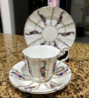 (Category: ) located in . Submitted by charmingvintage (Listing ID 1111976151, Image 1). Description: .