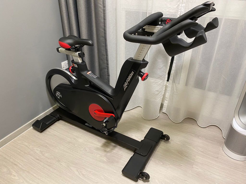 Life fitness hotsell ic5 manual