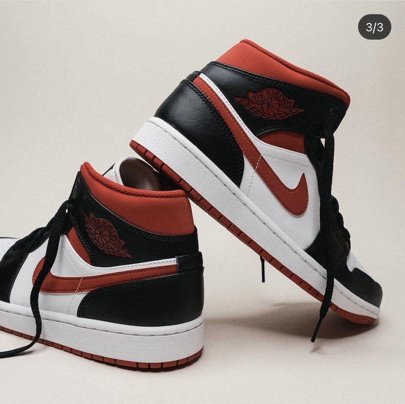 Junior Air Jordan 1 Gym Red