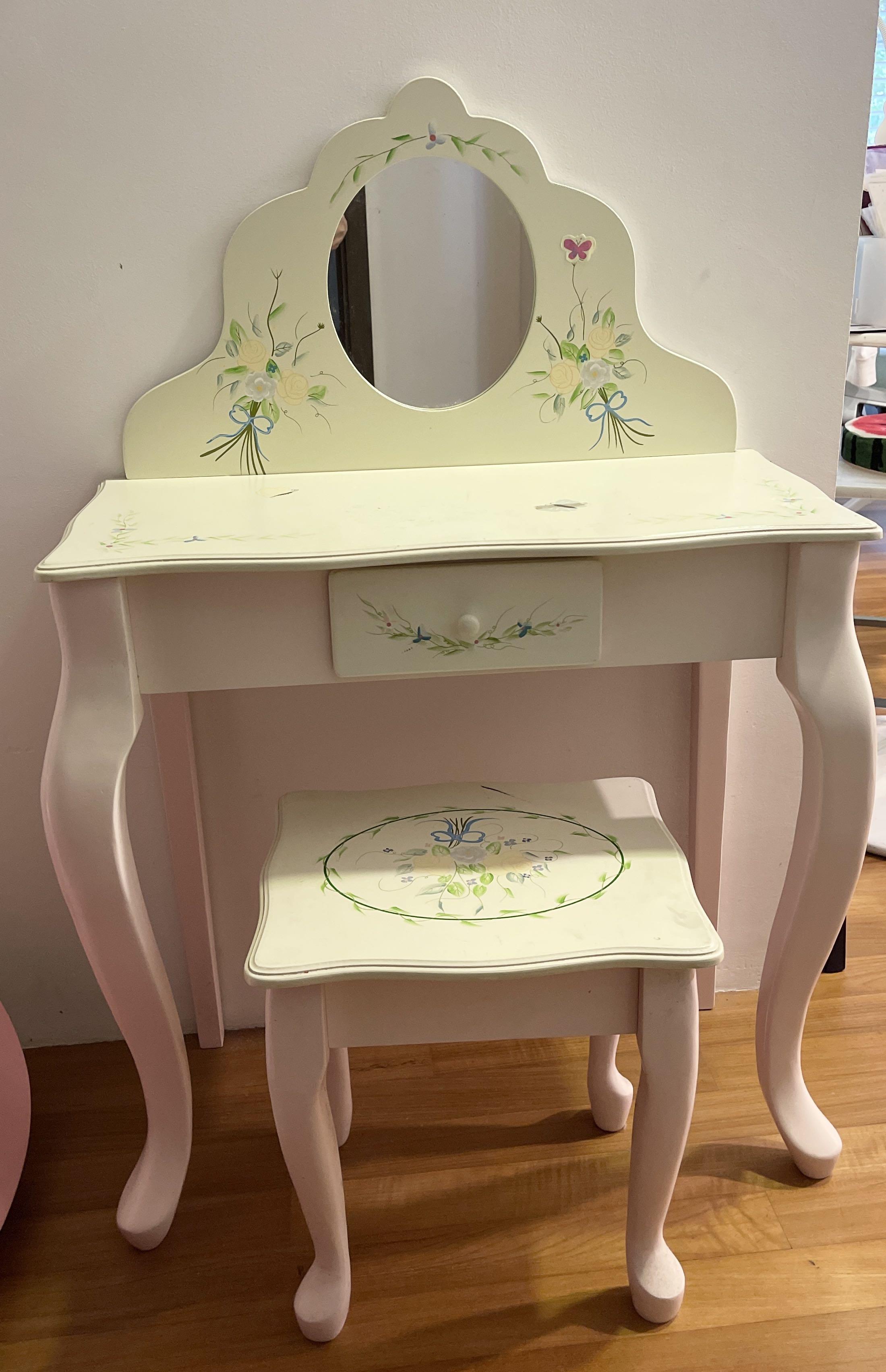 Little girl wooden dressing table, Babies & Kids, Baby Nursery & Kids