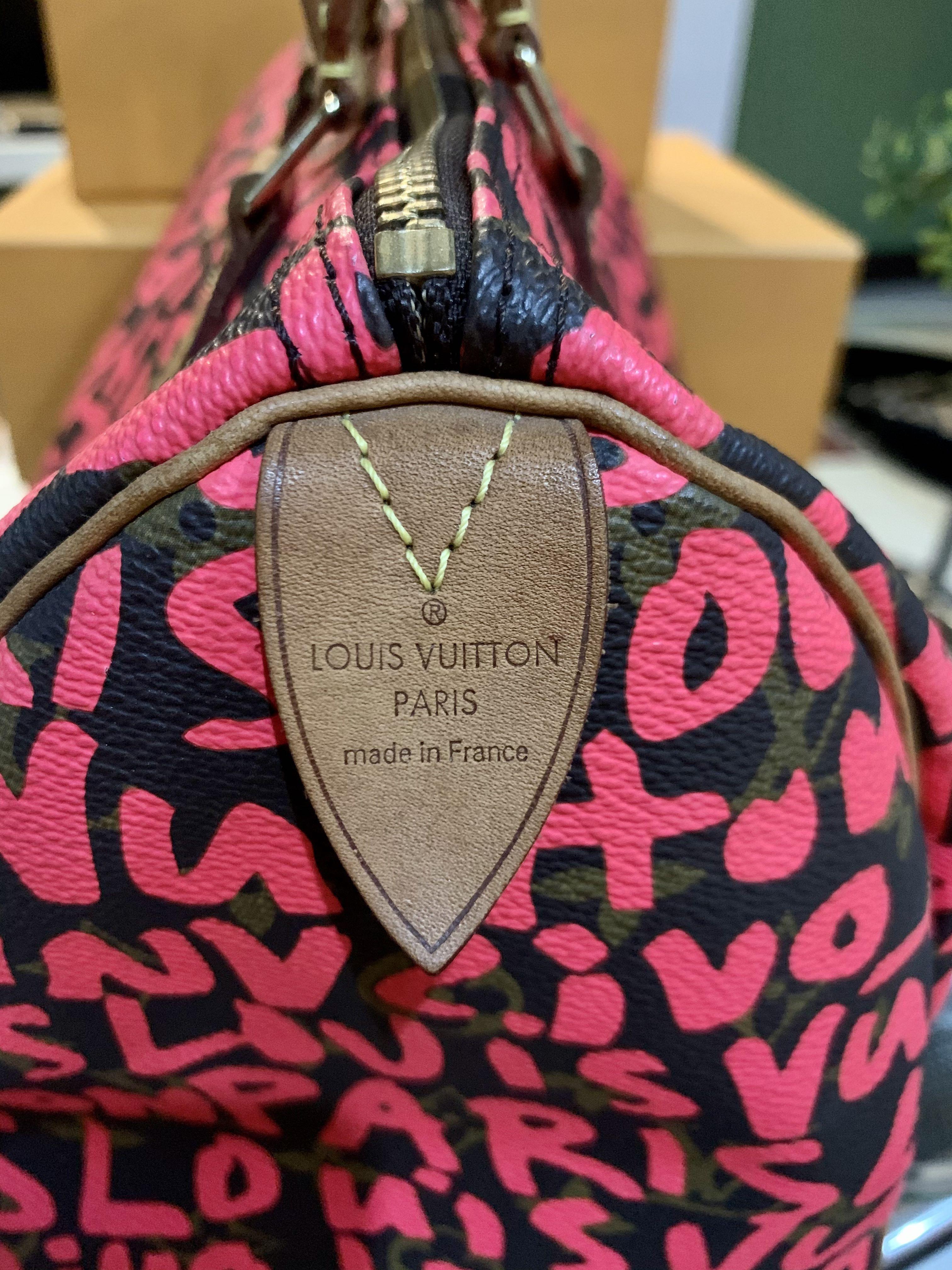 Louis Vuitton Graffiti Speedy 30 (Neon Pink), Luxury, Bags & Wallets on  Carousell