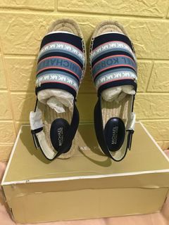 (Category: ) located in . Submitted by arkindane (Listing ID 1111964011, Image 1). Description: .