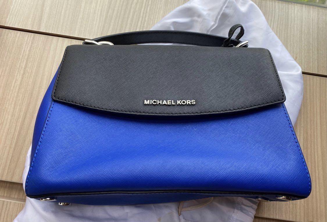MICHAEL KORS SALE 50 off every piece Luxury Bags Wallets on Carousell
