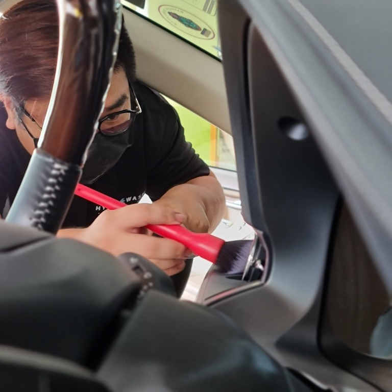 MOBILE Car wash and Interior cleaning, Detailing, Car Polishing