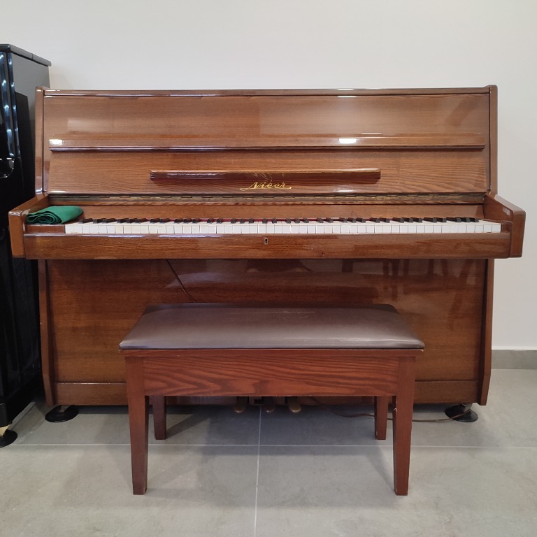 Nieer upright piano deals