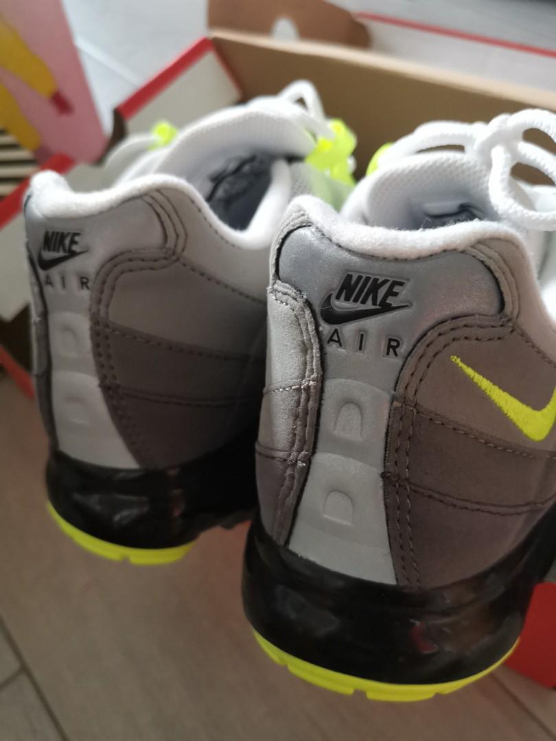 Nike air vapormax 95 neon clearance