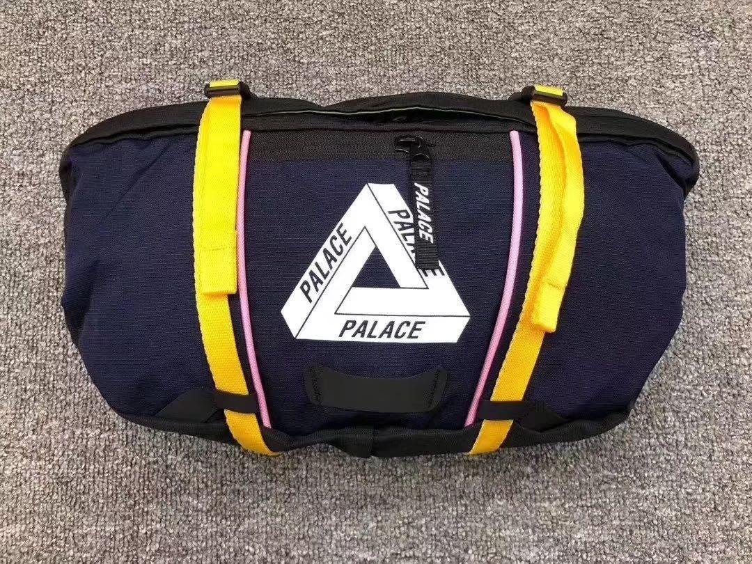 Palace Ultimo adidas waist bag, 男裝, 袋, 腰袋、手提袋、小袋