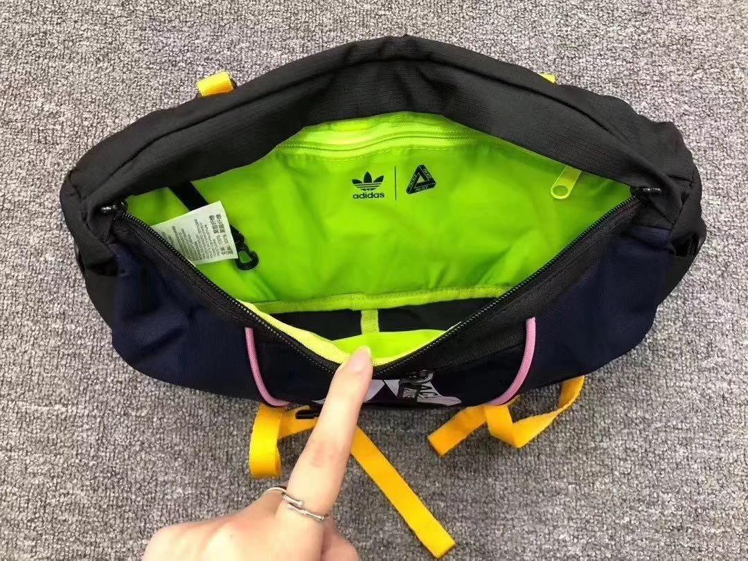 Palace Ultimo adidas waist bag, 男裝, 袋, 腰袋、手提袋、小袋