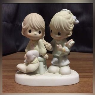 (Category: ) located in . Submitted by elis88 (Listing ID 1111926712, Image 1). Description: .