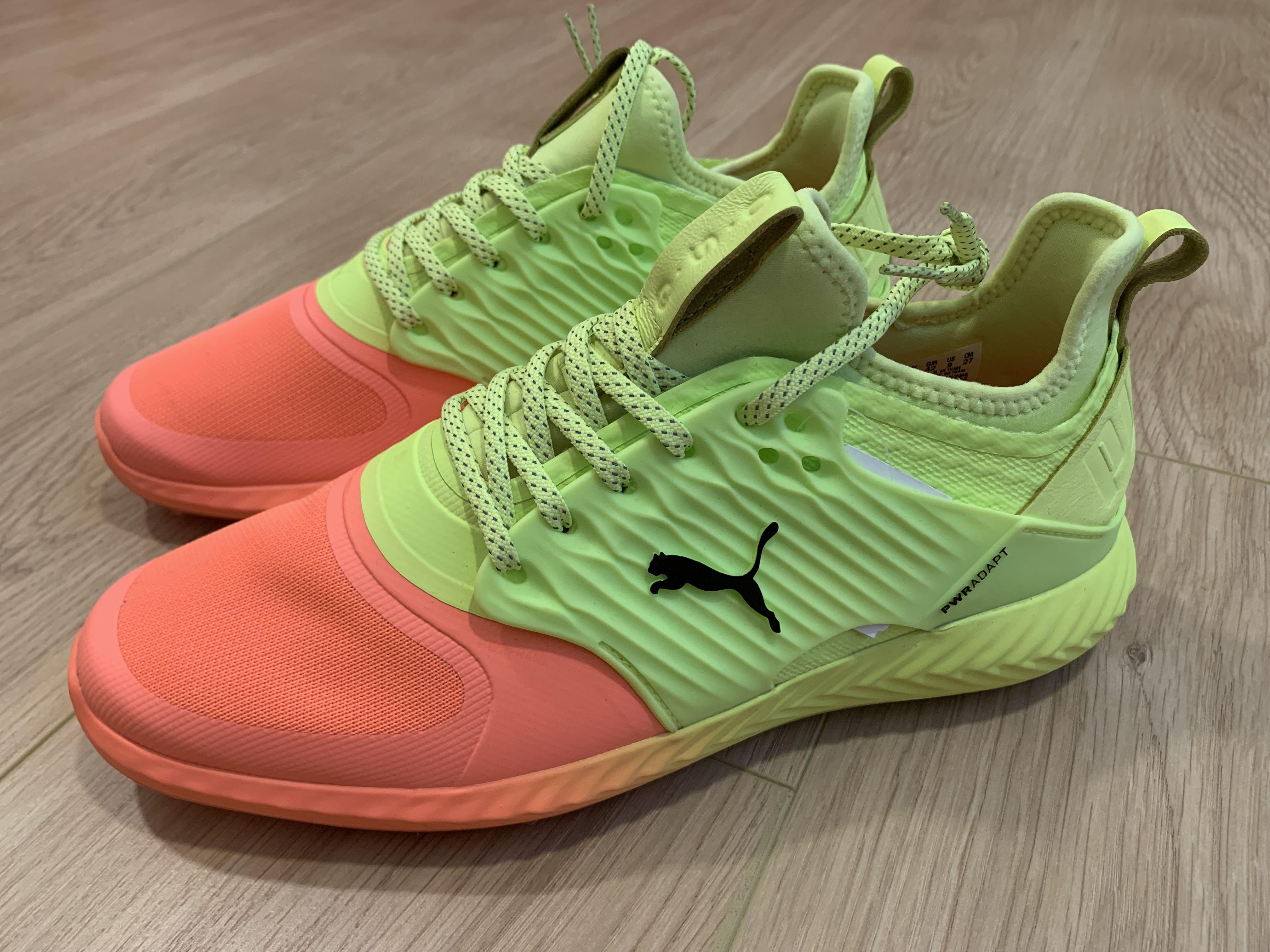 Pink and yellow sales puma golf shoes