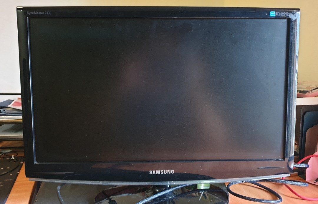 Samsung SyncMaster 2333SW Plus - LCD 