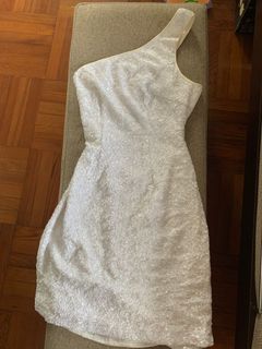 （分類：）位於 。 由 twigg_closet 提交（商品編號 1111885316，圖片 1）。簡介： 。