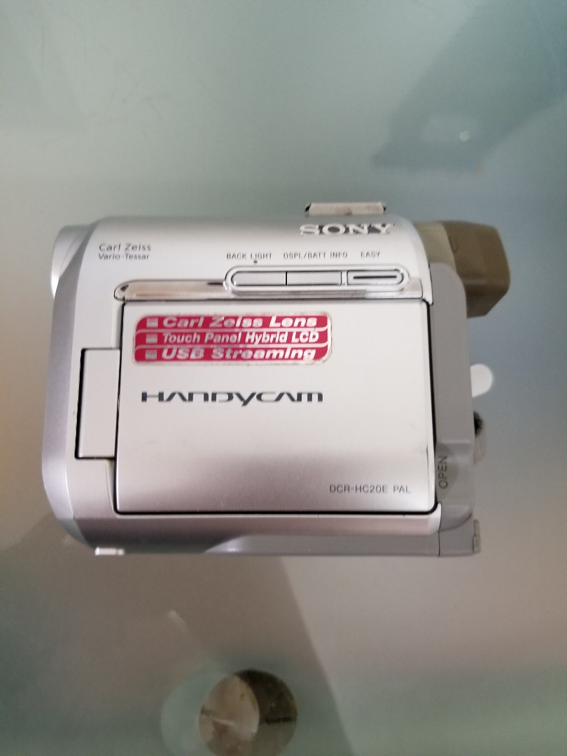 Sony handycam DCRHC20E, 手提電話, 手機, Android 安卓手機, Sony Carousell
