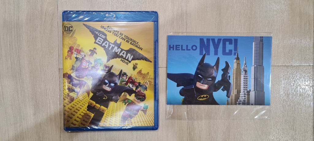 The Lego Batman Movie (DVD & Blu-Ray) + 3 Collectible Postcards, Hobbies &  Toys, Music & Media, CDs & DVDs on Carousell