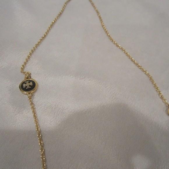 Tory burch hotsell raised logo rosary