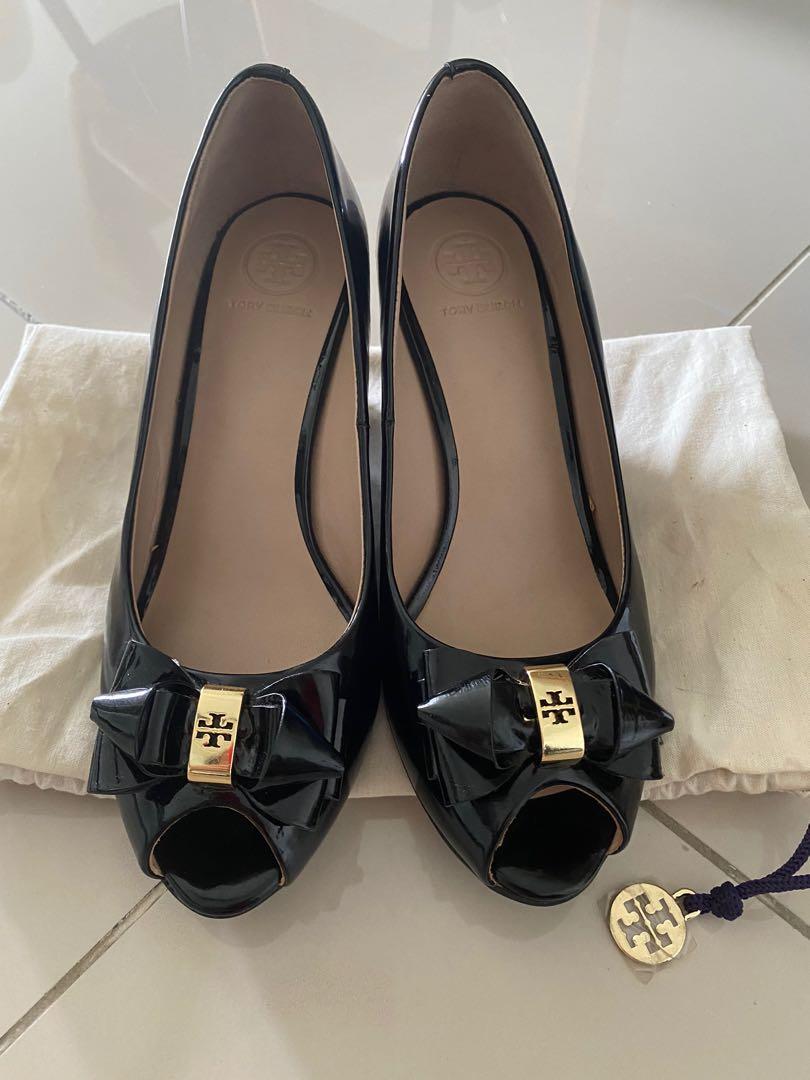 Tory Burch Wedge Black Heels Leather Shoes Kasut Brand New