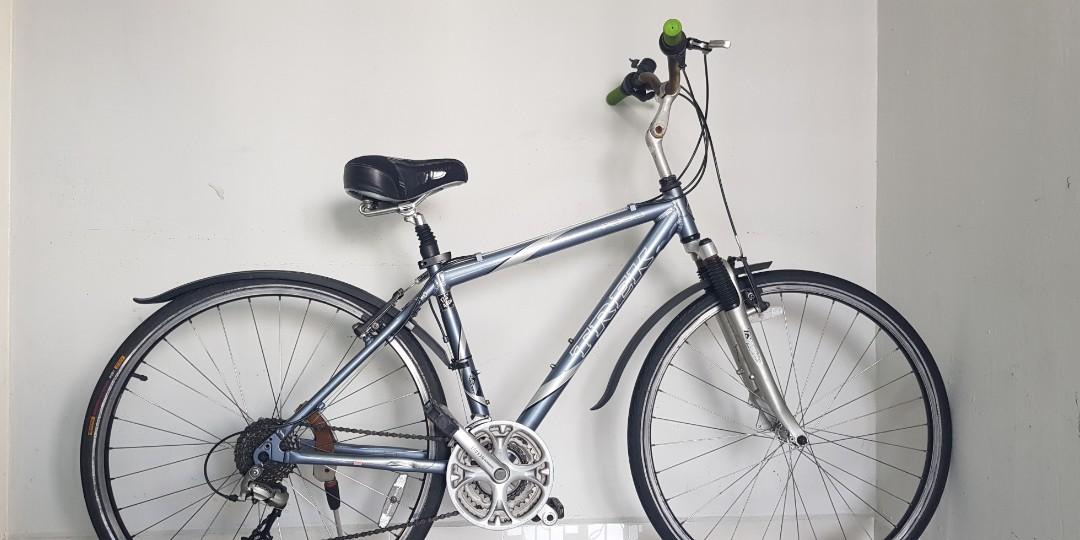 TREK Multitrack 7300
