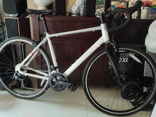 Triban Sora Road Bike with Carbon Fork - Size M