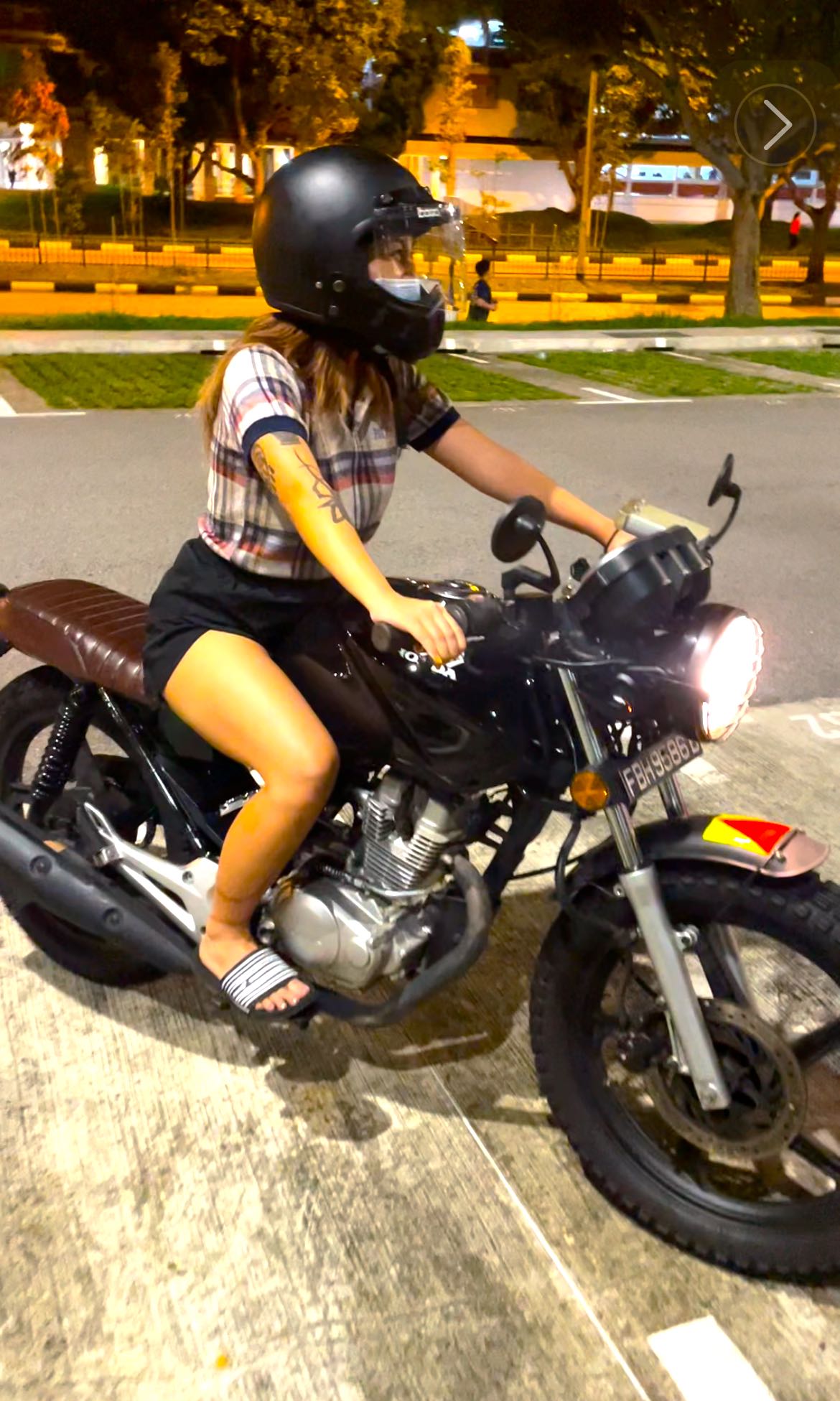 Vintage Scrambler Cafe Racer CB125e 2b bike Motorcycles