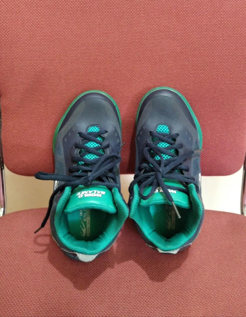 World balance rubber shoes for kids store