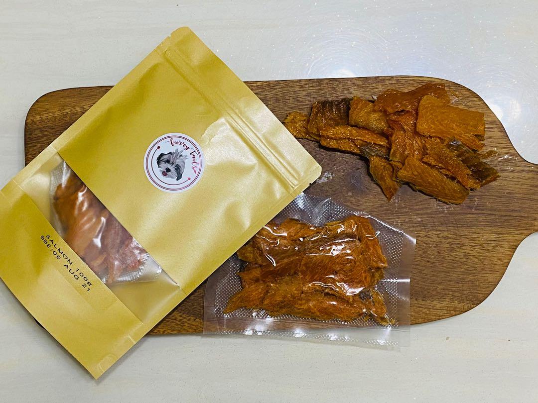 100g Dehydrated Salmon Jerky Dog Cat Treats