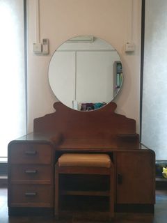 (Category: ) located in . Submitted by furnituresale21 (Listing ID 1112225601, Image 1). Description: .