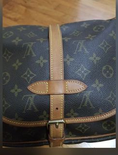 (Category: ) located in . Submitted by sis_shopee (Listing ID 1112229095, Image 1). Description: .