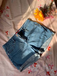 (Category: ) located in . Submitted by pearlyn_0 (Listing ID 1112175369, Image 1). Description: .
