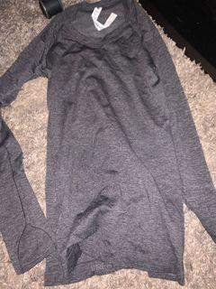 Brand new lululemon shirt