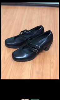 （分類：）位於 。 由 hc.wardrobe 提交（商品編號 1112233727，圖片 1）。簡介： 。
